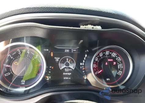 2017 Dodge Challenger R/T Shaker из США, поврежденный, VIN 2C3CDZBTXHH640919